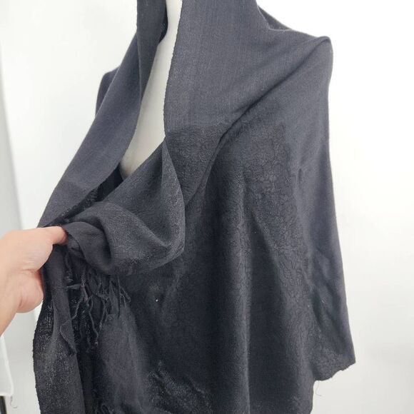 Pashmina Scarf Wrap Shawl Bundle of 5 Red, Black, Cream, Silver, Tan Fringe - Picture 10 of 13